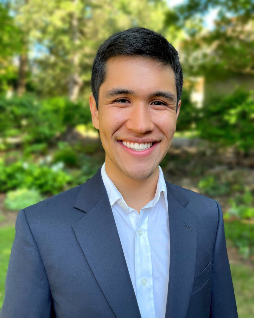 Huskies Seek to Explore Science Policy at Cambridge