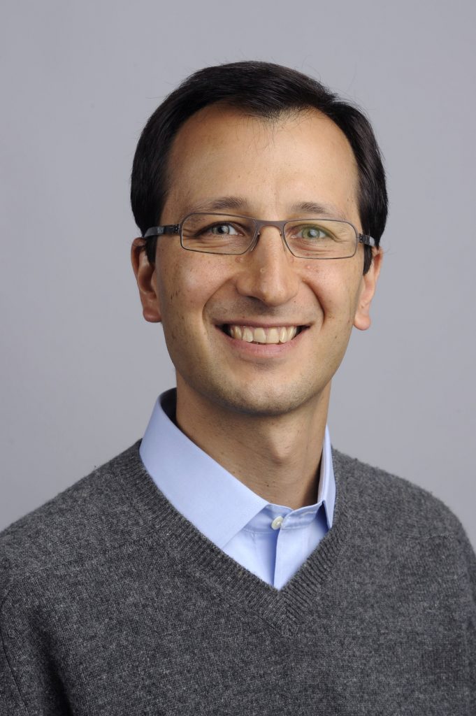 Apfeld, Javier headshot